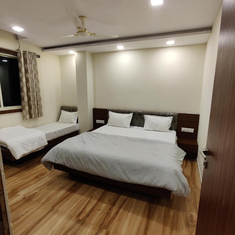 Hotel Shreeji Residency Pachmarhi Exterior photo