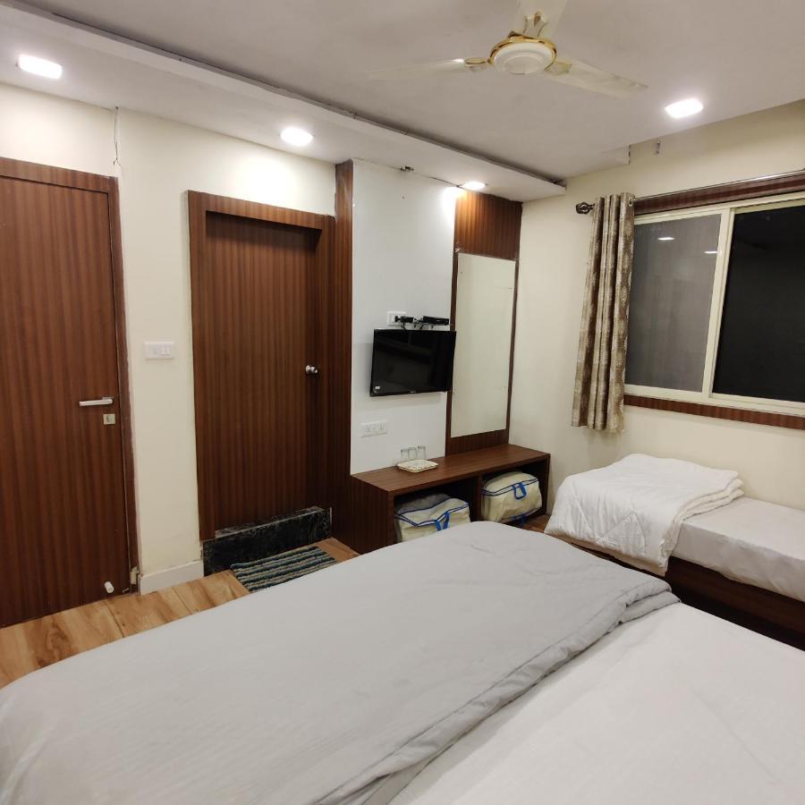 Hotel Shreeji Residency Pachmarhi Exterior photo