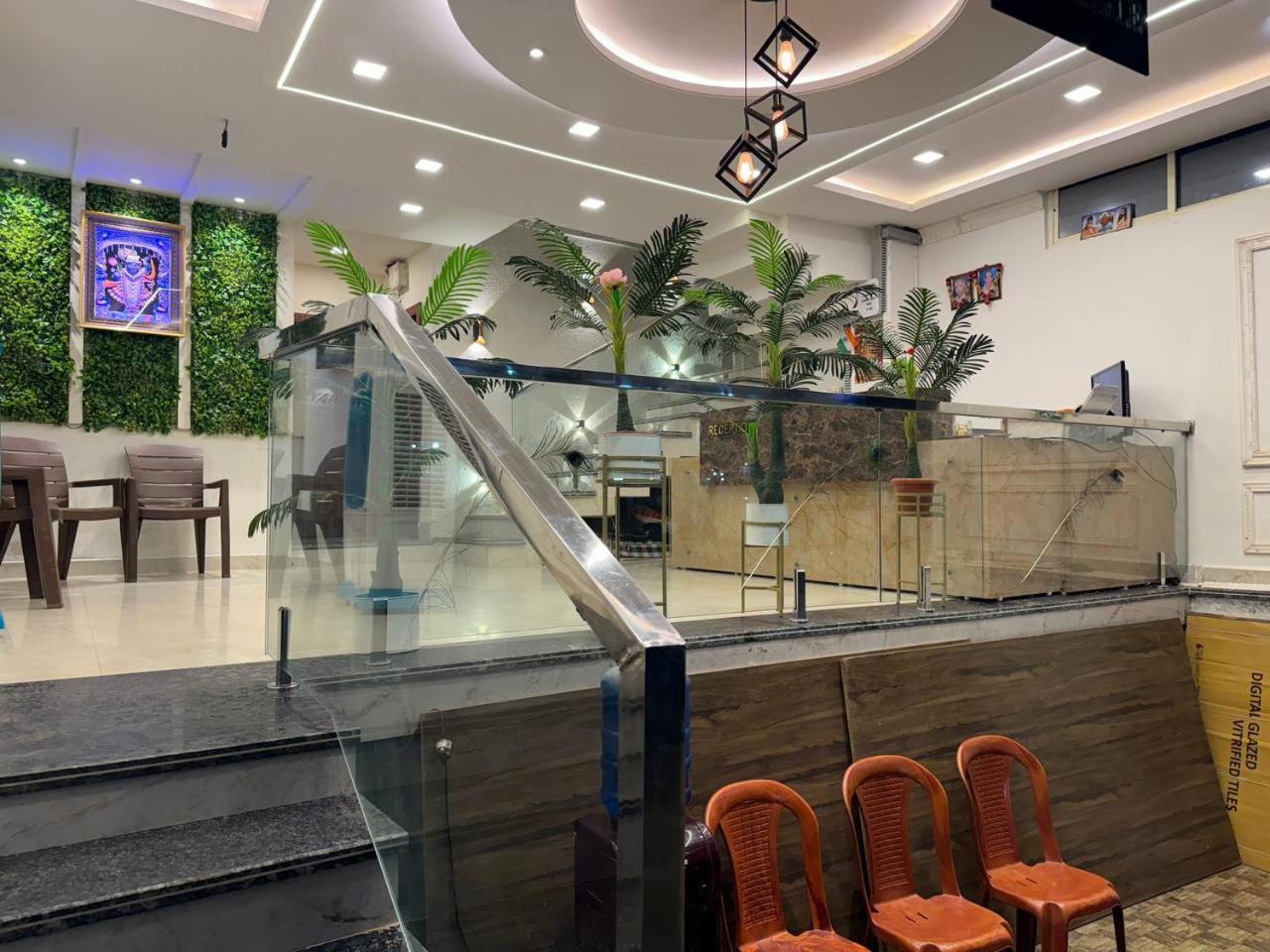 Hotel Shreeji Residency Pachmarhi Exterior photo